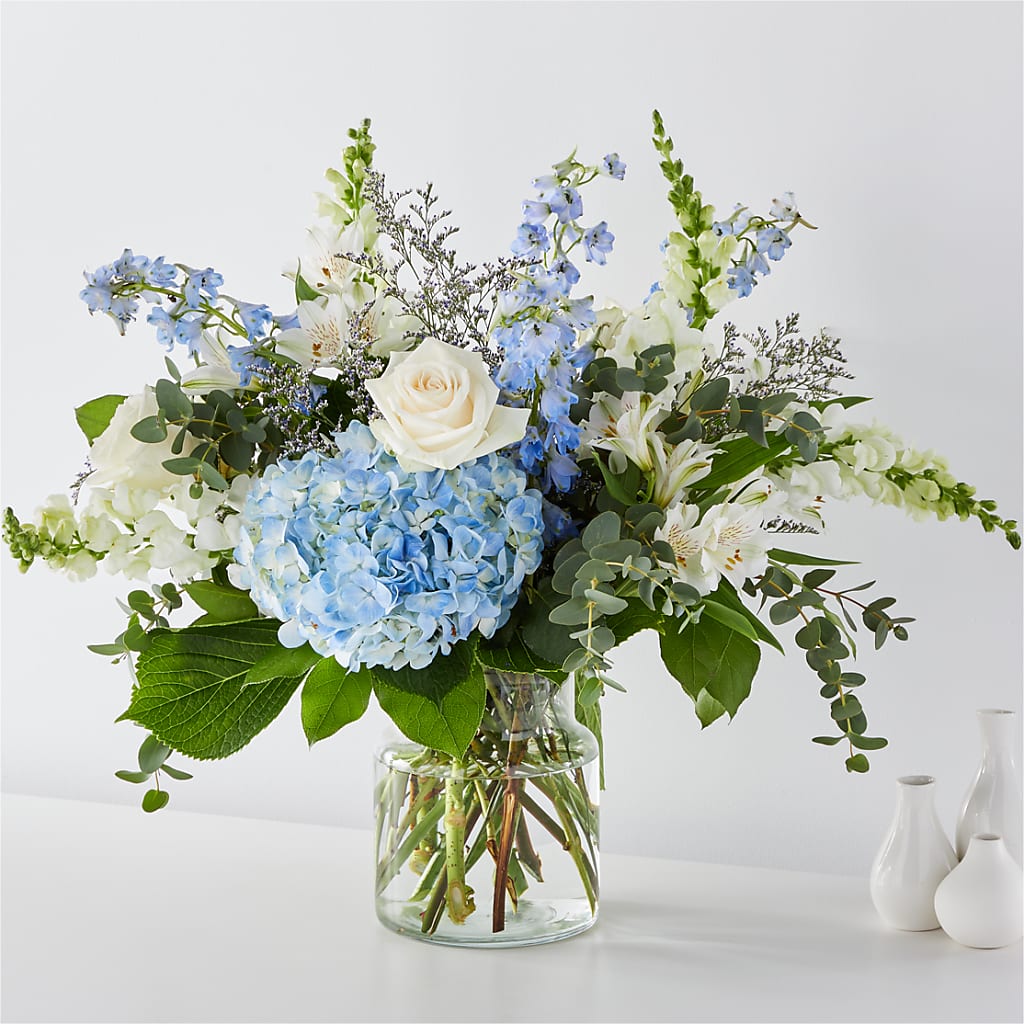 Coastal Blossom Bouquet – Fleuristerie Marie-chantal, Shawinigan PQ