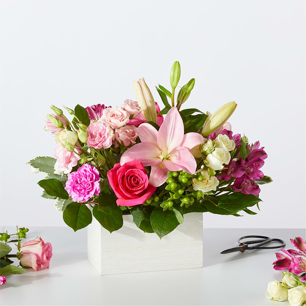 Sweetberry Box – A Florist Original – Fleuristerie Marie-chantal, Shawinigan PQ