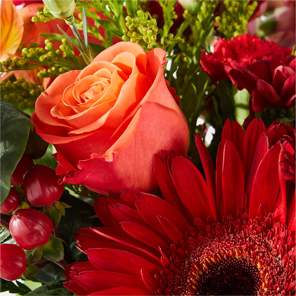 Sweater Season - A Florist Original – Fleuristerie Marie-chantal, Shawinigan PQ