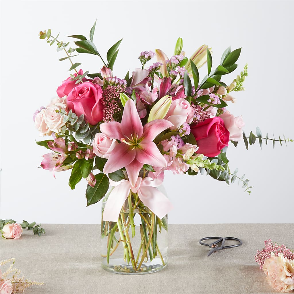 Pink Ribbon - A Florist Original – Fleuristerie Marie-chantal, Shawinigan PQ