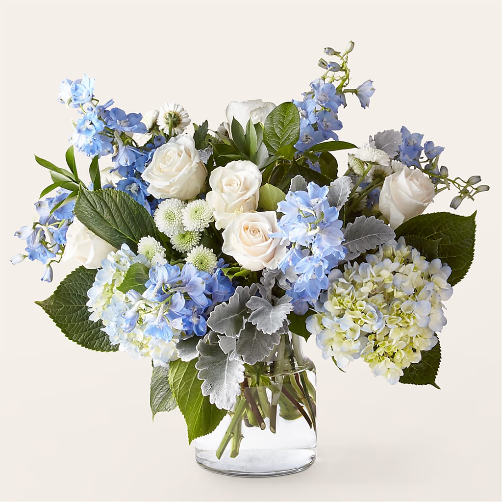 Clear Skies Bouquet – Fleuristerie Marie-chantal, Shawinigan PQ