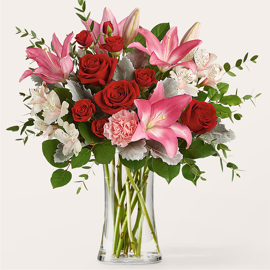 Everything to Me Bouquet – Fleuristerie Marie-chantal, Shawinigan PQ