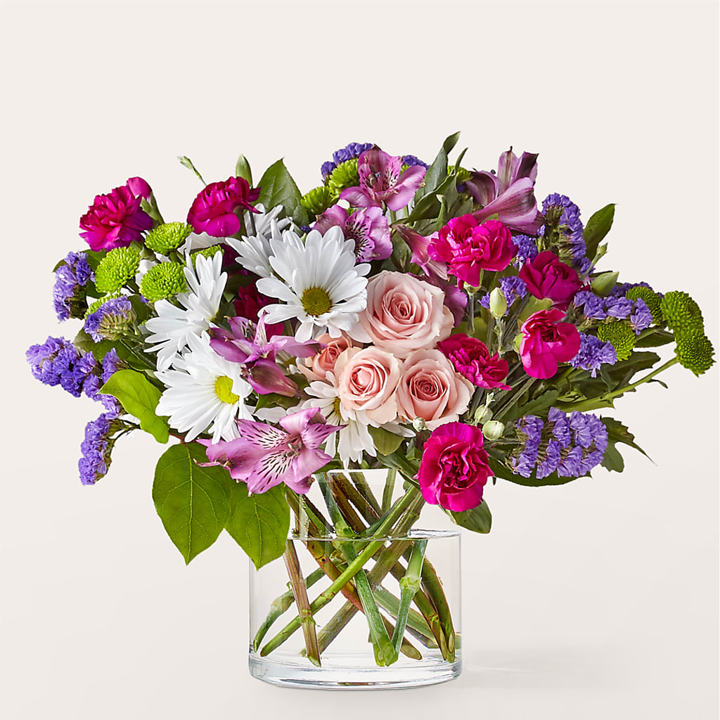 Wild Berry Bouquet – Fleuristerie Marie-chantal, Shawinigan PQ