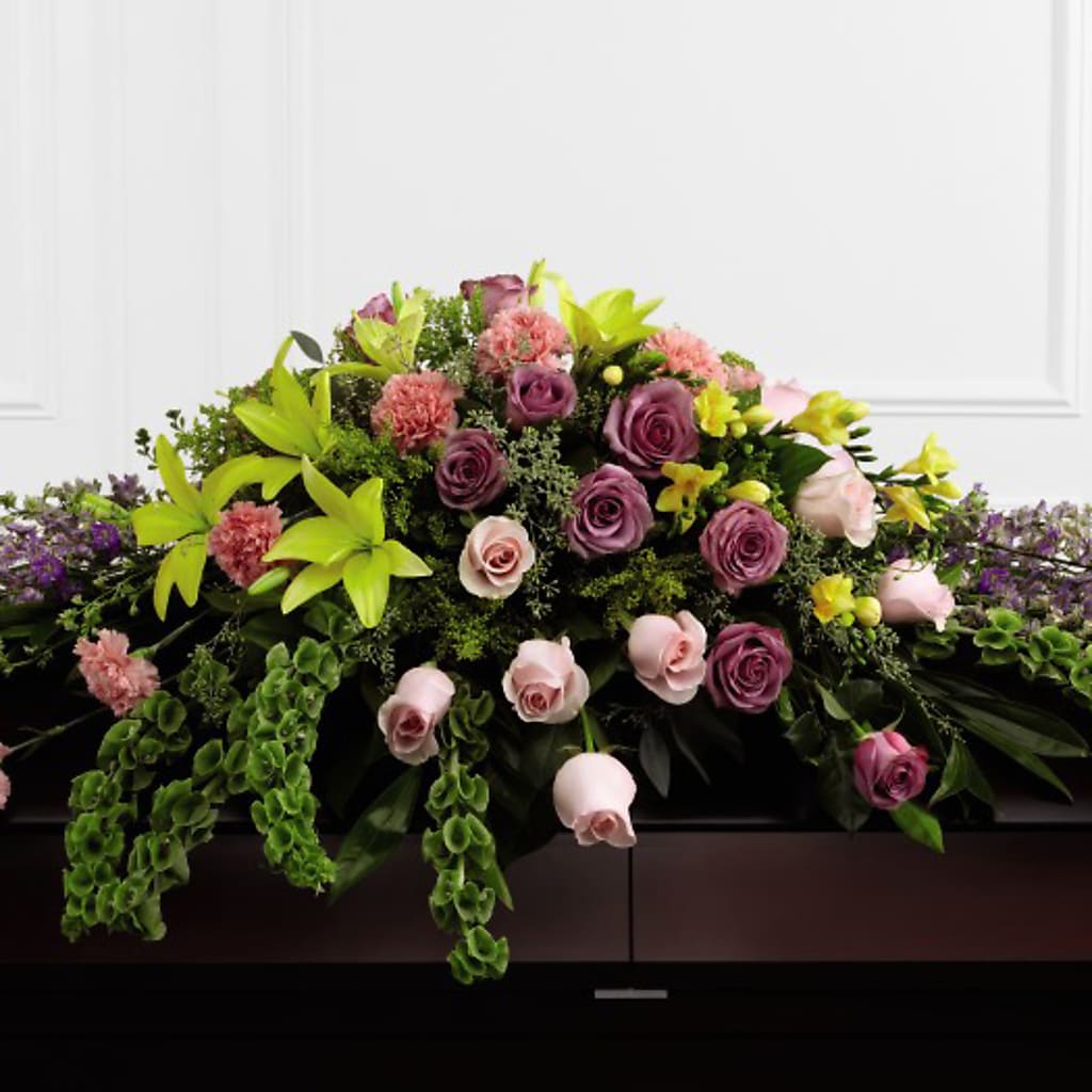 Forever Beloved Casket Spray – Fleuristerie Marie-chantal, Shawinigan PQ