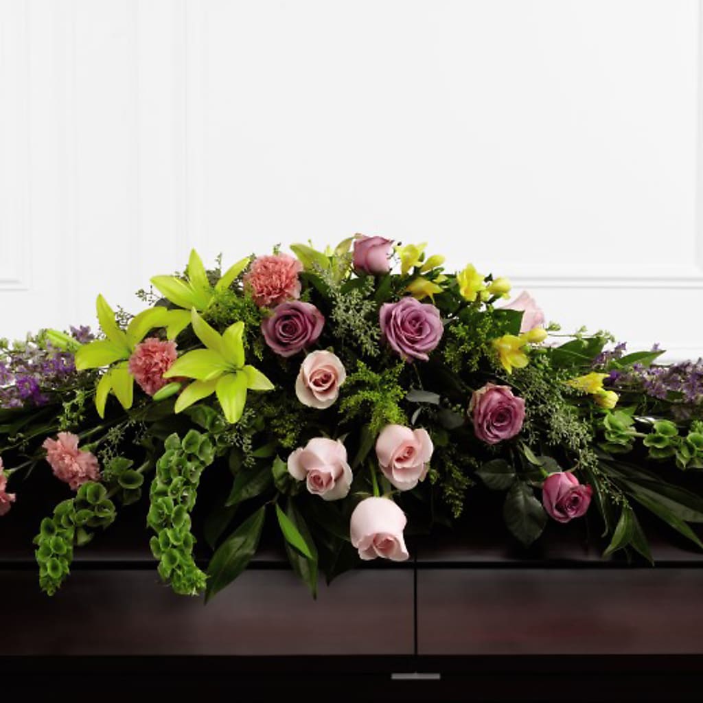 Forever Beloved Casket Spray – Fleuristerie Marie-chantal, Shawinigan PQ