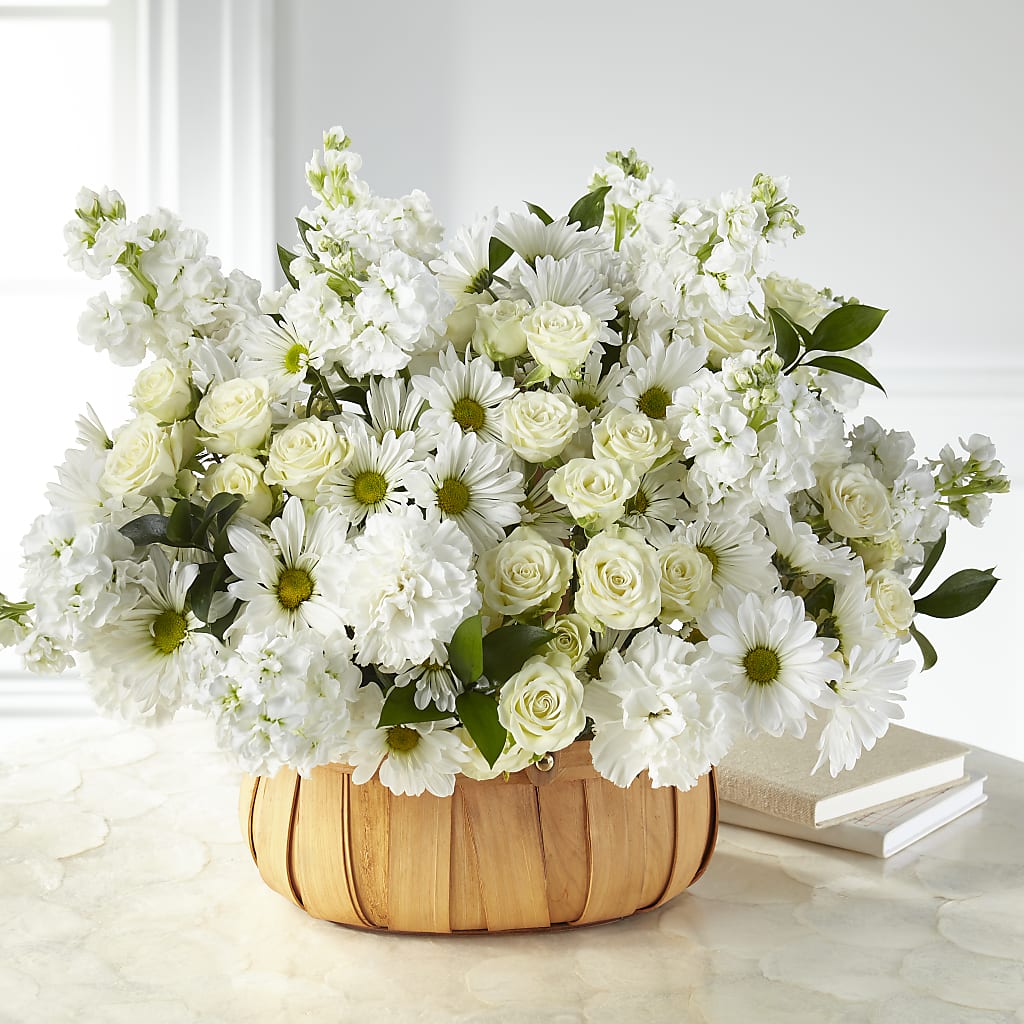 Graceful Garden Basket – Fleuristerie Marie-chantal, Shawinigan PQ