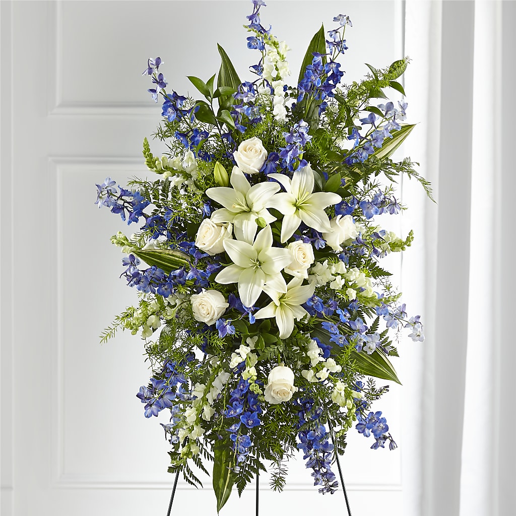 Faithful Friend Standing Spray – Fleuristerie Marie-chantal, Shawinigan PQ