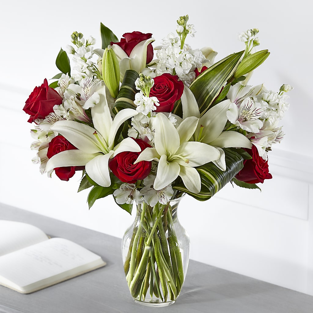 Loving Respect Bouquet – Fleuristerie Marie-chantal, Shawinigan PQ