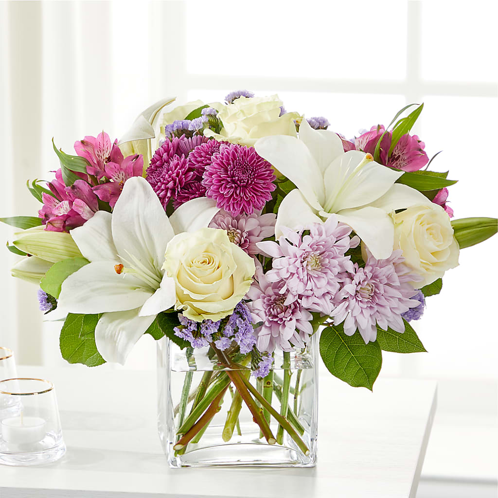 Cared For Bouquet – Fleuristerie Marie-chantal, Shawinigan PQ