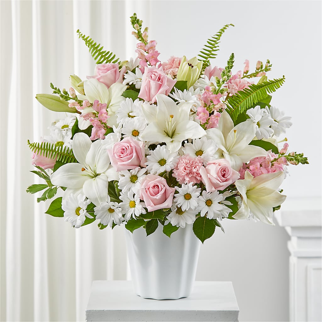 Soft Touch Tabletop Basket – Fleuristerie Marie-chantal, Shawinigan PQ