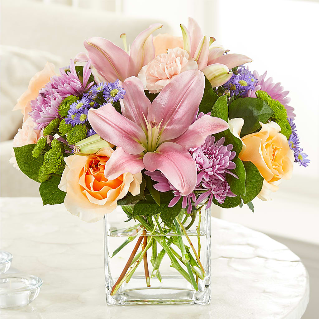 Delicate Details Bouquet – Fleuristerie Marie-chantal, Shawinigan PQ