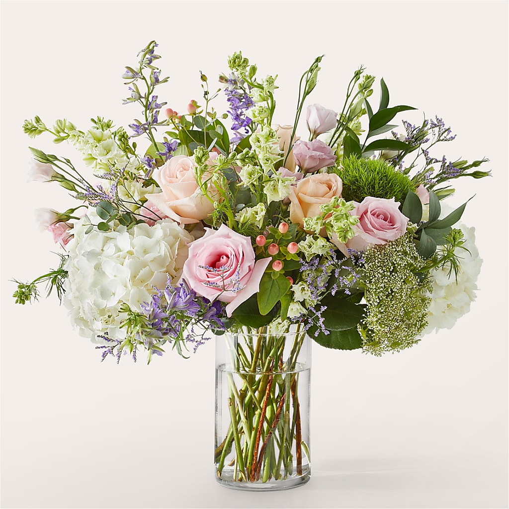 From Scratch Luxury Bouquet – Fleuristerie Marie-chantal, Shawinigan PQ