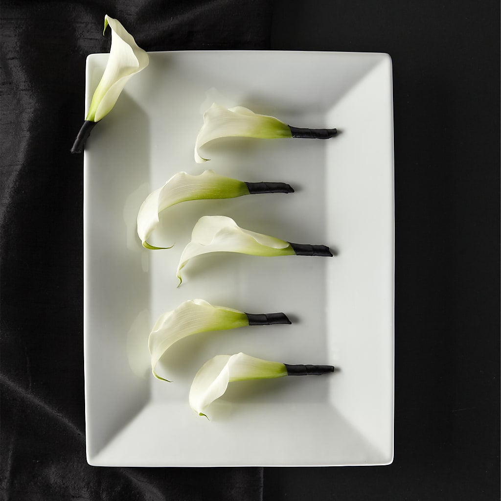 Calla Lily Promise Boutonniere – Fleuristerie Marie-chantal, Shawinigan PQ