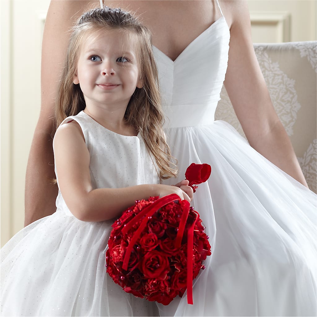 Pure at Heart Flower Girl Arrangement – Fleuristerie Marie-chantal, Shawinigan PQ
