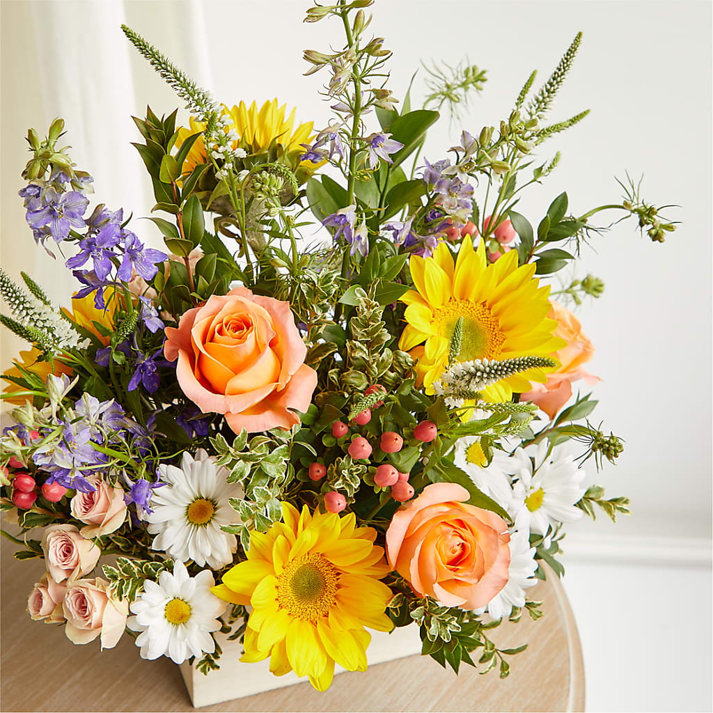 The Good Life Bouquet –  Fleuristerie Marie-chantal, Shawinigan PQ