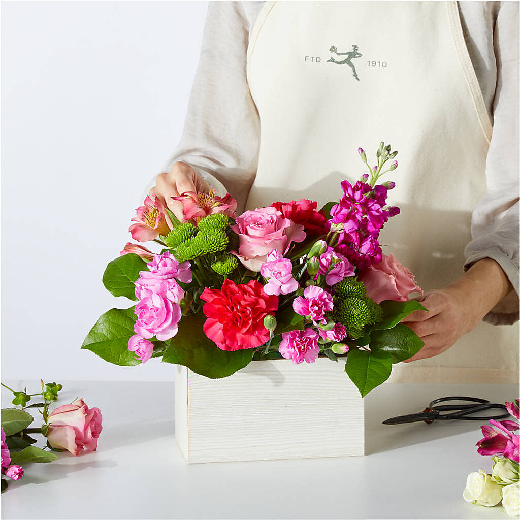 Sweetberry Box – A Florist Original –  Fleuristerie Marie-chantal, Shawinigan PQ