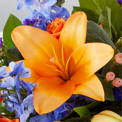 Radiant Citrus Box Bouquet –  Fleuristerie Marie-chantal, Shawinigan PQ