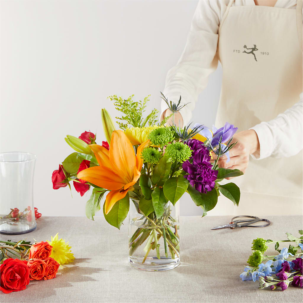 Summer Spectra - A Florist Original –  Fleuristerie Marie-chantal, Shawinigan PQ