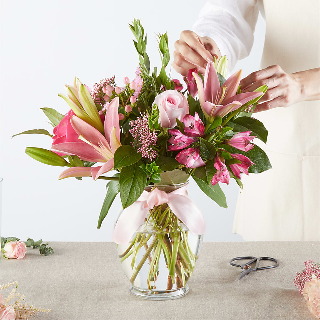Pink Ribbon - A Florist Original –  Fleuristerie Marie-chantal, Shawinigan PQ
