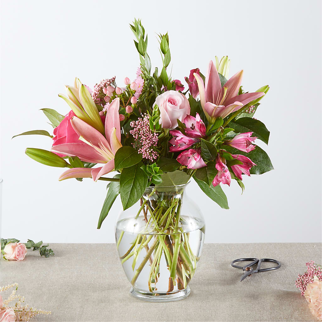 Pink Ribbon - A Florist Original –  Fleuristerie Marie-chantal, Shawinigan PQ