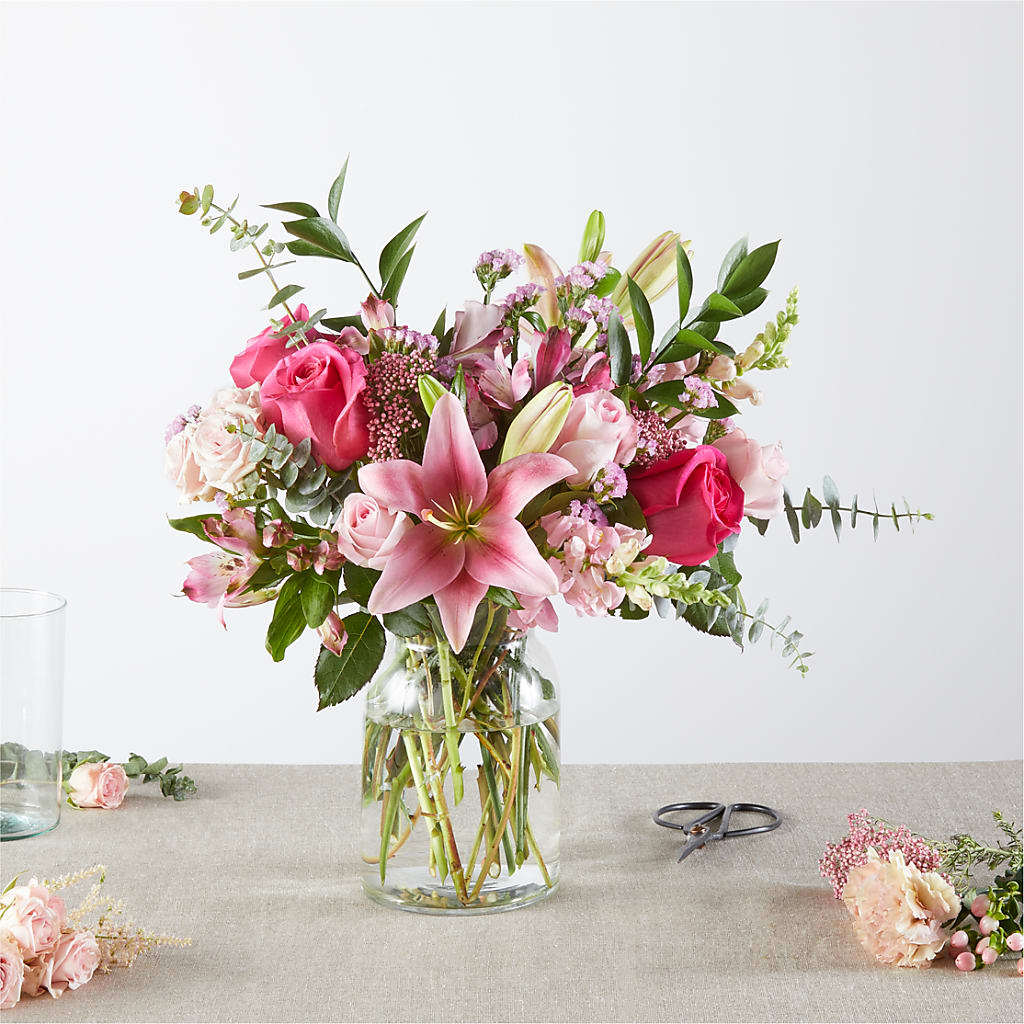 Pink Ribbon - A Florist Original –  Fleuristerie Marie-chantal, Shawinigan PQ