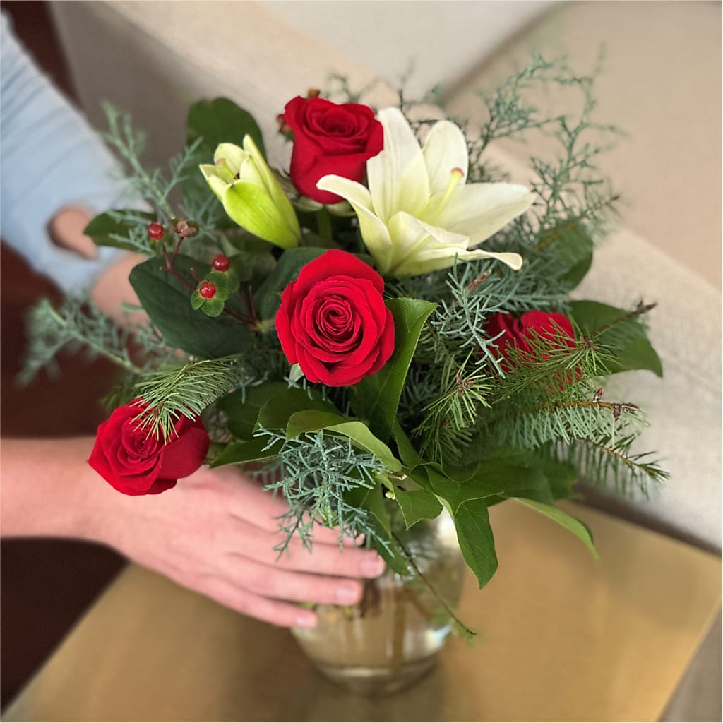 Glittering Lights Bouquet –  Fleuristerie Marie-chantal, Shawinigan PQ