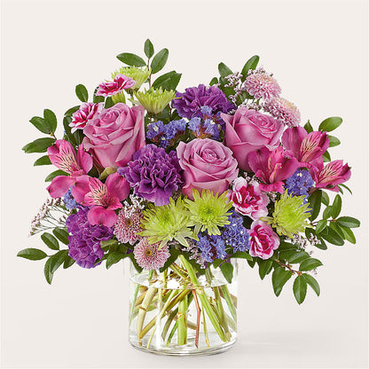 Glass Half Full Bouquet –  Fleuristerie Marie-chantal, Shawinigan PQ