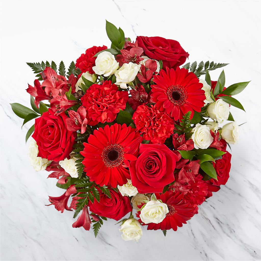 Hearts Embrace Bouquet –  Fleuristerie Marie-chantal, Shawinigan PQ
