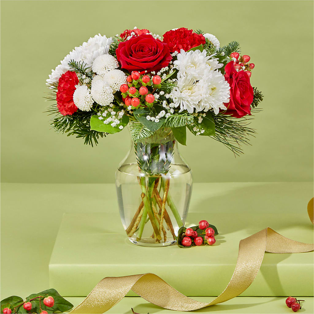 Chance of Flurries Bouquet –  Fleuristerie Marie-chantal, Shawinigan PQ