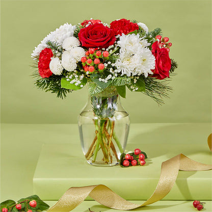 Chance of Flurries Bouquet –  Fleuristerie Marie-chantal, Shawinigan PQ