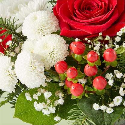 Chance of Flurries Bouquet –  Fleuristerie Marie-chantal, Shawinigan PQ