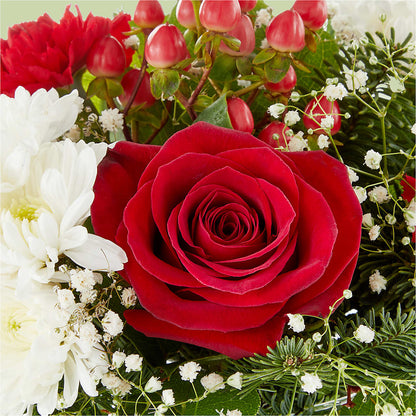 Chance of Flurries Bouquet –  Fleuristerie Marie-chantal, Shawinigan PQ