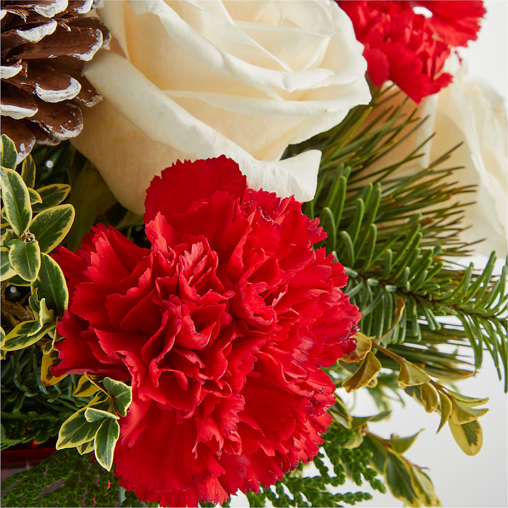 Christmas Market Bouquet –  Fleuristerie Marie-chantal, Shawinigan PQ