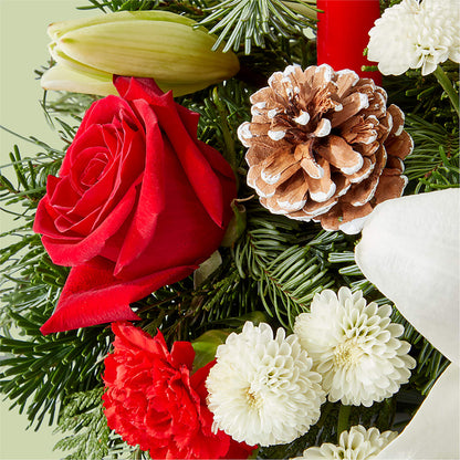 Seasonal Festivities Centerpiece –  Fleuristerie Marie-chantal, Shawinigan PQ