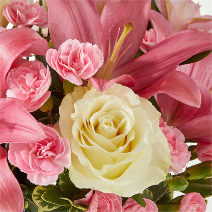 Piece of Cake Bouquet –  Fleuristerie Marie-chantal, Shawinigan PQ