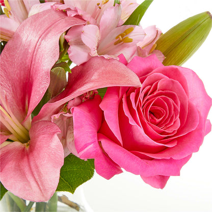 Lots of Love Bouquet –  Fleuristerie Marie-chantal, Shawinigan PQ