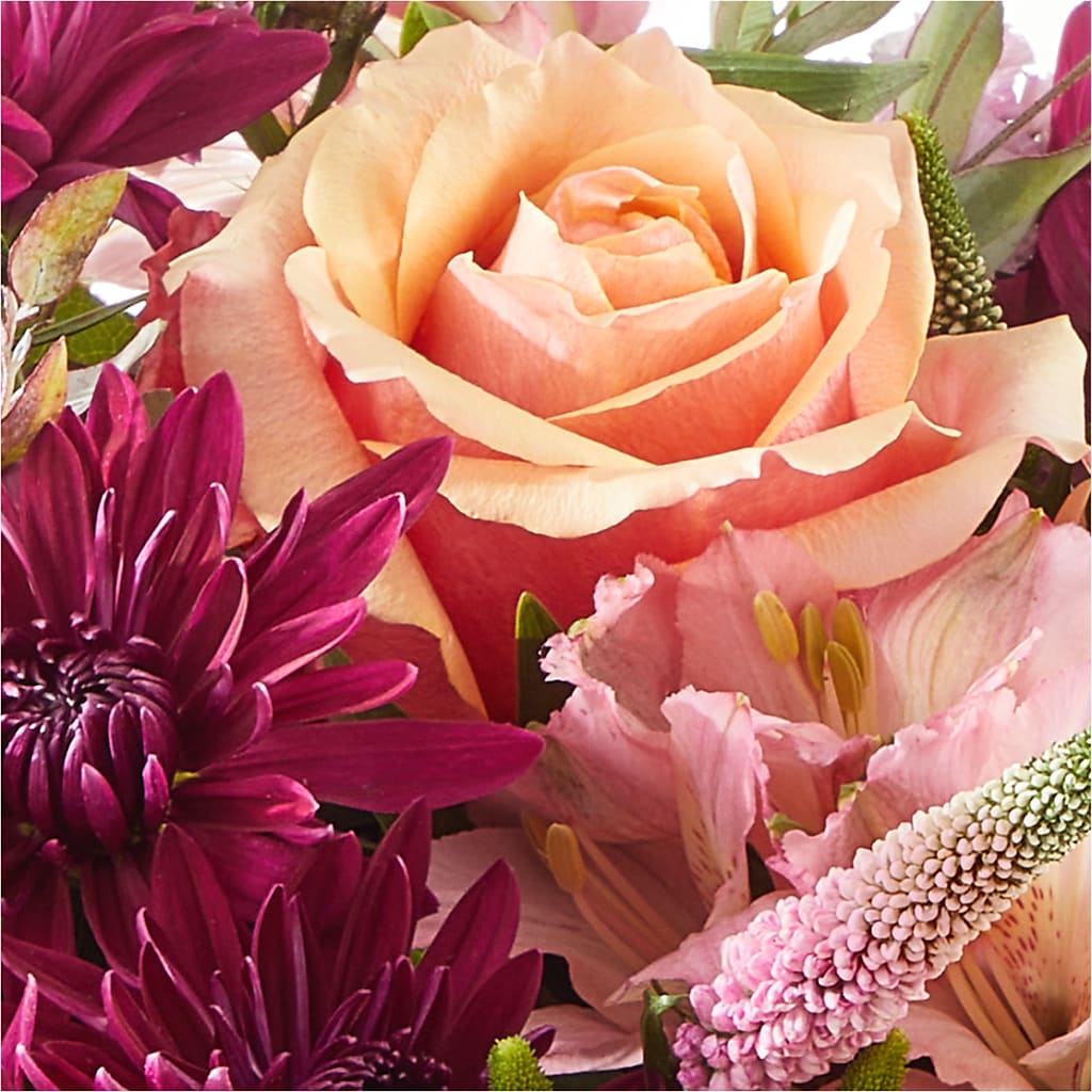 Berry Cobbler Bouquet –  Fleuristerie Marie-chantal, Shawinigan PQ