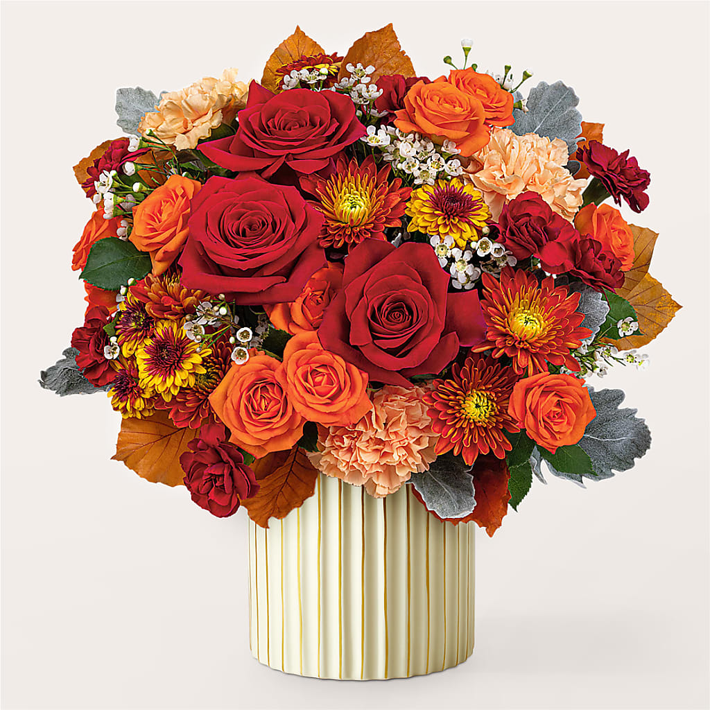 Merlot Bouquet with Ivory Vase –  Fleuristerie Marie-chantal, Shawinigan PQ