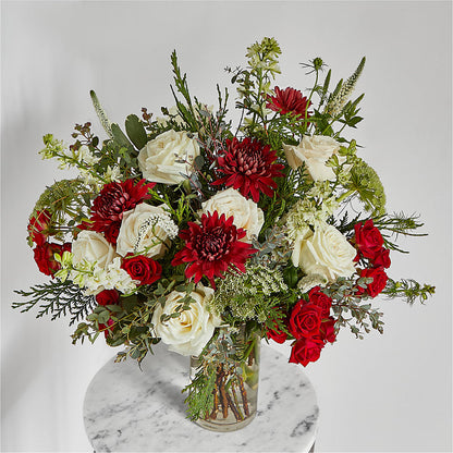 Favorite Traditions Bouquet –  Fleuristerie Marie-chantal, Shawinigan PQ