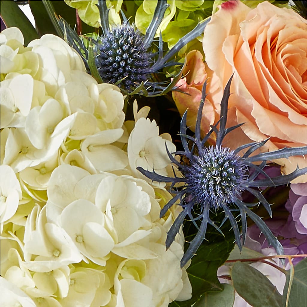 Porch Swing Bouquet –  Fleuristerie Marie-chantal, Shawinigan PQ