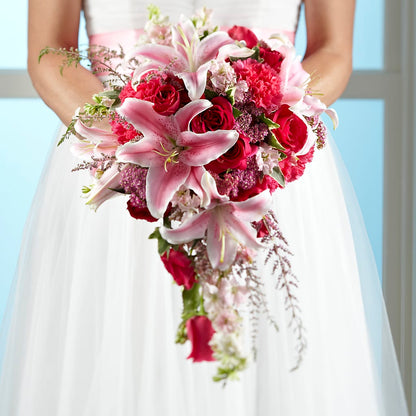 Lily & Rose Bouquet –  Fleuristerie Marie-chantal, Shawinigan PQ